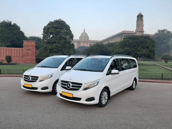 car rental service in udaipur